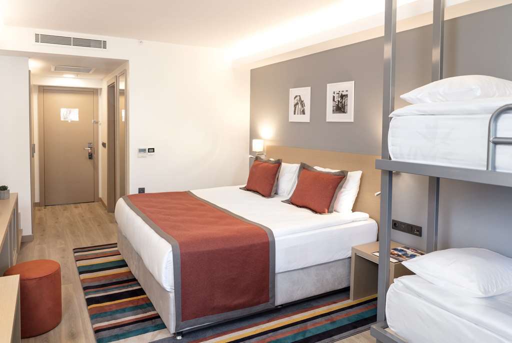 Tryp By Wyndham Ankara Oran Hotel Стая снимка